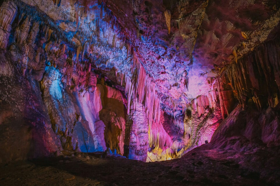 Пещера Абрскила в Абхазии